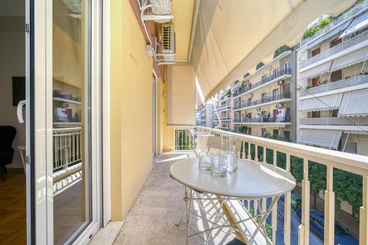 Elegant Light Two Bedroom Apartment In City Center Athena Bagian luar foto