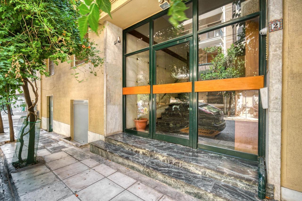 Elegant Light Two Bedroom Apartment In City Center Athena Bagian luar foto